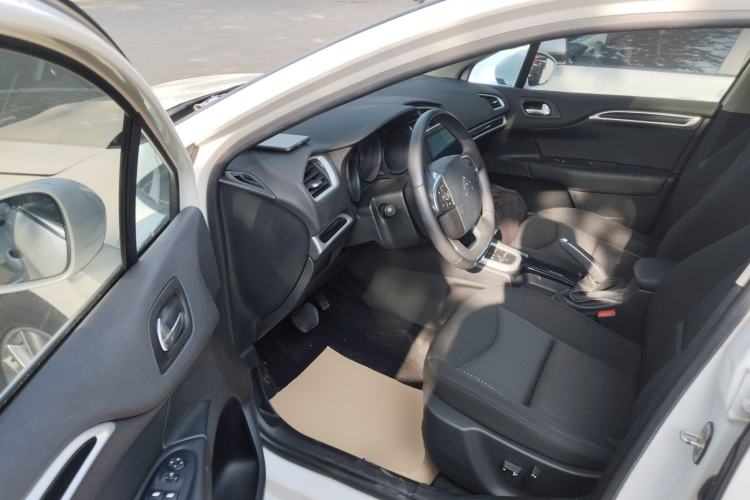 Used Citroen C4L 2015 1.2T Automatic Luxury Edition