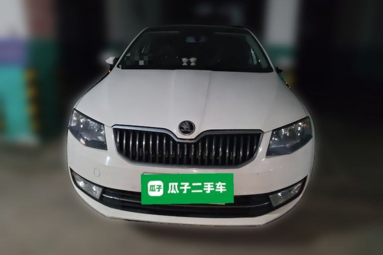 Used Skoda Octavia 2015 1.6L Automatic Yijun Edition
