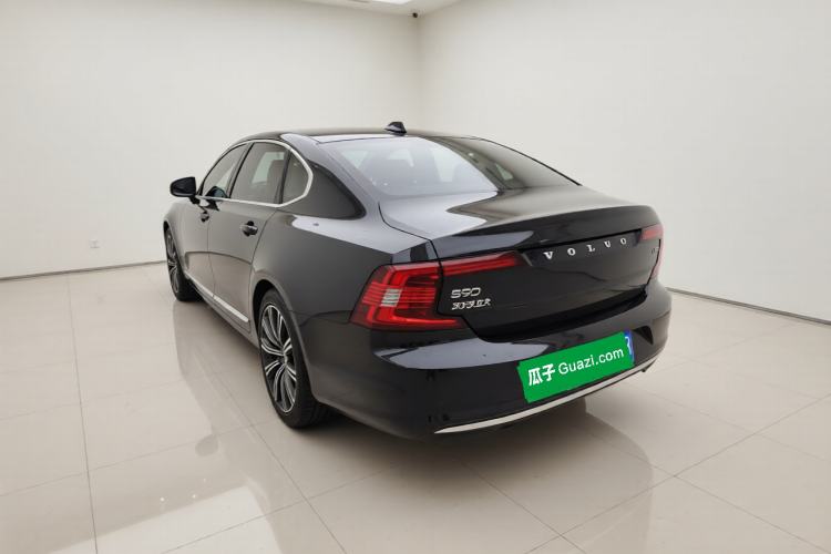 Used Volvo S90 2023 B5 Zhiyuan Luxury Edition

