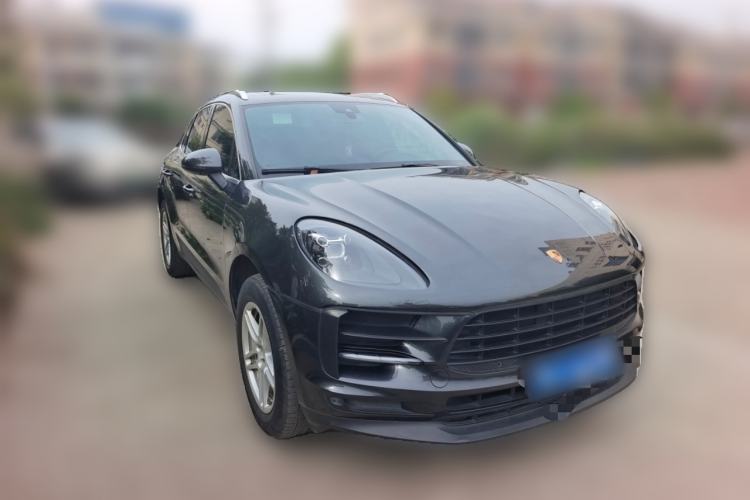 Used Porsche Macan 2020 Macan 2.0T Front Right 45 Deg