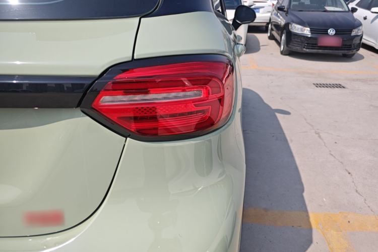 Used Leapmotor T03 2021 400 Luxury Pro Edition Right Rear Taillight