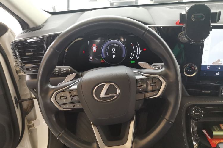 Used Lexus NX 2022 350h Front-Wheel-Drive Innovation Edition Steering Wheel