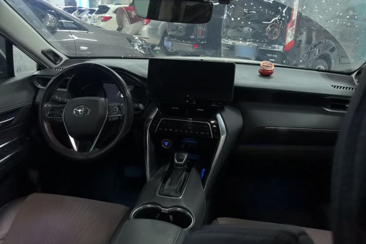 Used Toyota Venza 2022 Dual-Engine 2.5L CVT Two-Wheel Drive Prestige Edition Interior 2