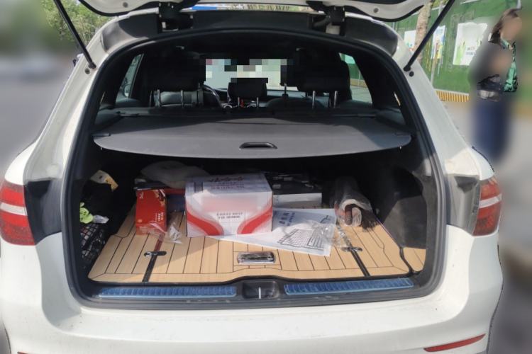 Used Mercedes-Benz GLC 2017 GLC 260 4MATIC Dynamic Edition Trunk