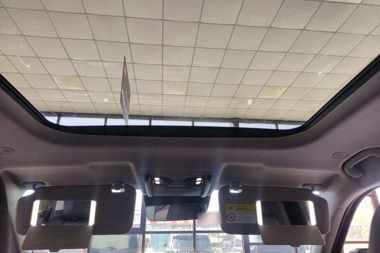 Used Formula Leopard Titanium 3 2025 501 km Range Rear-Wheel Drive Intelligent Driving Max Edition