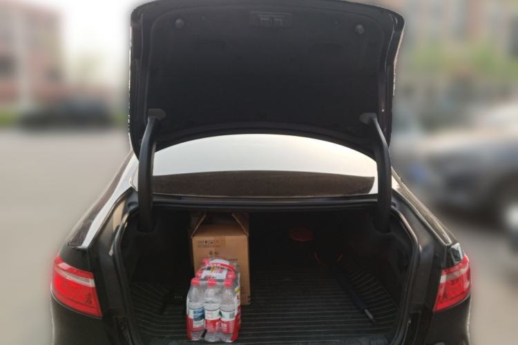 Used Jaguar XFL 2020 XFL 2.0T P200 Two-Wheel-Drive Elite Edition Trunk