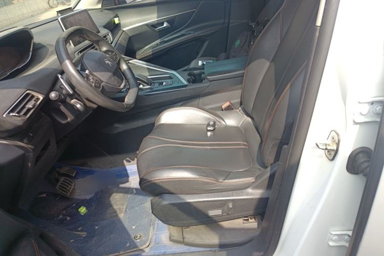 Used Peugeot 4008 2019 Revised Version 360THP – First Edition Left Front Seat