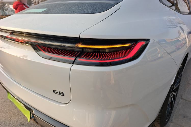 Used Geely Galaxy E8 2024 620 km All-Wheel-Drive Dragon Edition