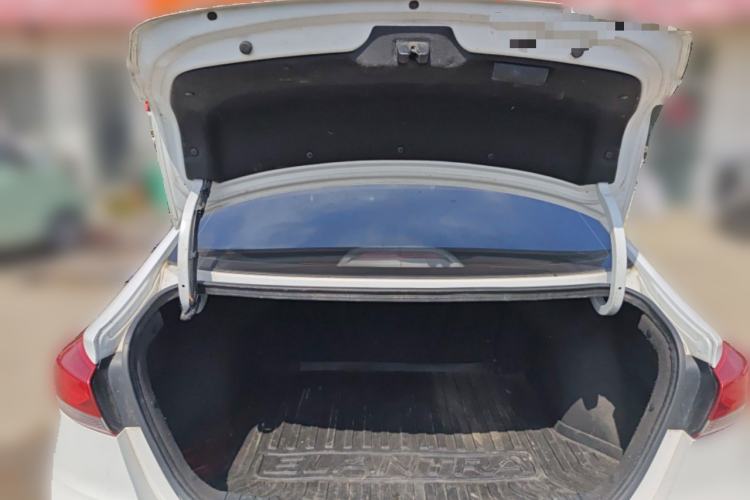 Used Hyundai Elantra (6th Generation / Lingdong) 2016 1.6L Automatic ZhiXuan – Elite Version Trunk