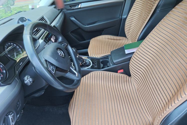 Used Skoda Superb 2016 TSI330 DSG Innovation Edition