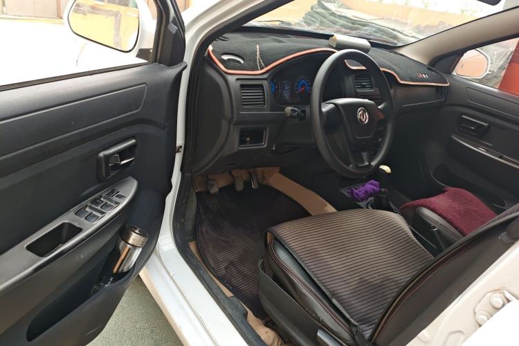 Used Dongfeng Fengon 330 2014 1.5L Manual Standard Edition DK15-02