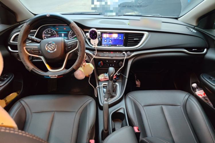 Used Buick GT 2021 Revised Version Flagship 1.5L Automatic Elite Edition Center Console
