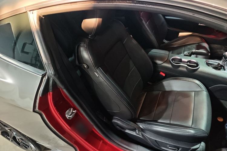 Used Ford Mustang 2018 2.3L EcoBoost Right Front Seat