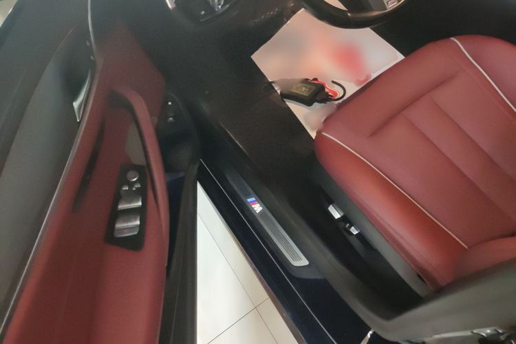 Used BMW 5 Series New Energy 2022 Second Facelift 535Le M Sport Package Driver Seat