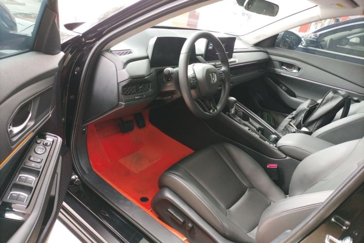 Used Honda Accord 2024 260TURBO Luxury Edition Driver Seat