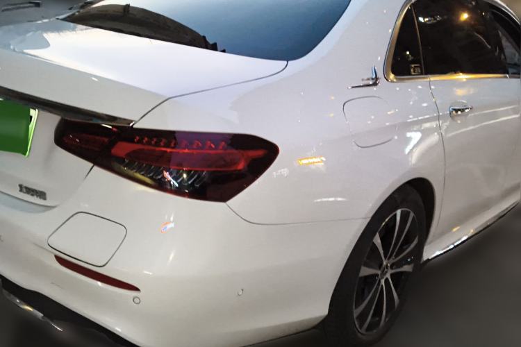 Used Mercedes-Benz E-Class New Energy 2022 Restyled E 350 e L Plug-in Hybrid Sports Sedan Rear Right 45 Deg