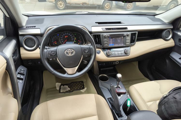 Used Toyota RAV4 2013 2.5L Automatic 4x4 Elite Edition
