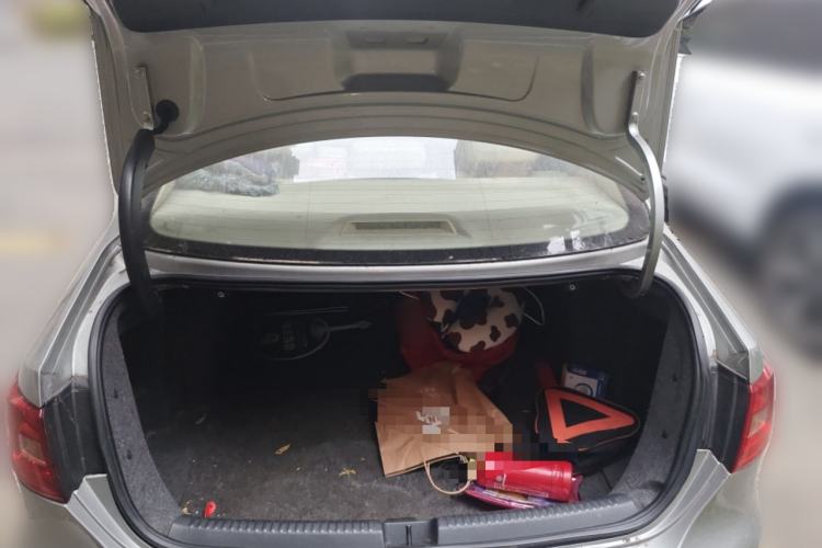 Used Volkswagen Sagitar 2012 1.4TSI Automatic Luxury Edition Trunk