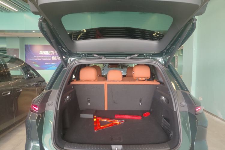 Used Li Auto L6 2025 Max Smart Refresh Edition