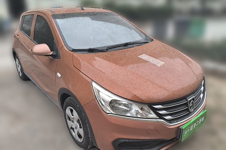 Used Baojun 310 2016 1.2L manual Comfort trim level Front Right 45 Deg
