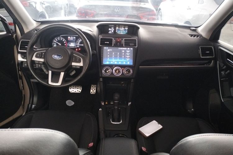 Used Subaru Forester 2016 2.5i Luxury Navigation Edition
