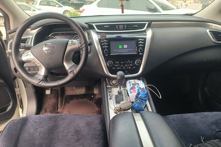 Used Nissan Murano 2021 2.5L XE Two-Wheel Drive Elite Edition Center Console