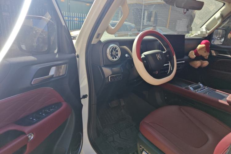 Used Tank 300 2025 2.0T Conqueror
