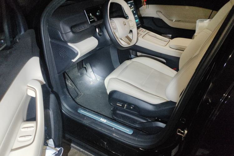 Used Nio ES6 2024 75 kWh
