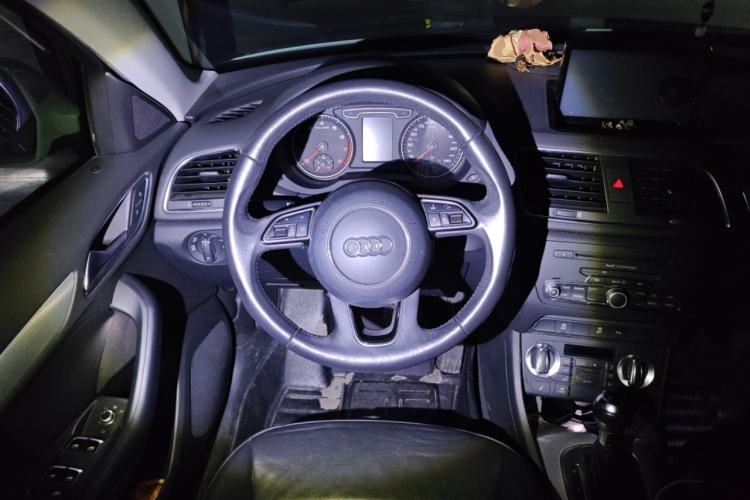 Used Audi Q3 2013 35 TFSI Comfort Model
