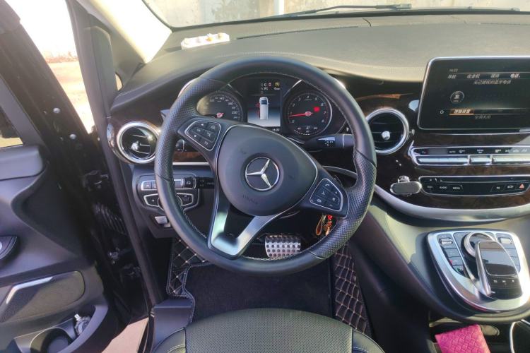 Used Mercedes-Benz V-Class 2018 V 260 Prestige Edition China VI
