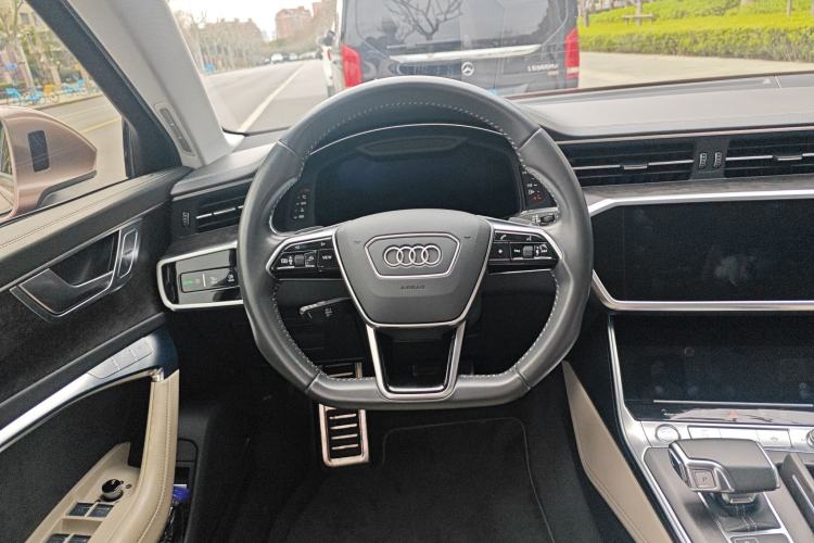 Used Audi A6 2020 allroad quattro Explorer 55 TFSI Prestige Off-Road Model
