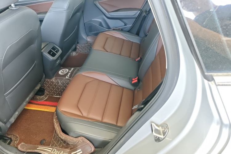 Used Volkswagen Lavida 2019 280TSI DSG Luxury Edition China VI Standard Left Rear Seat