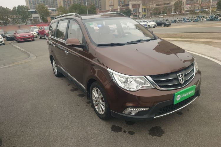 Used Baojun 730 2014 1.5L manual Comfort ESP version 7 seats
