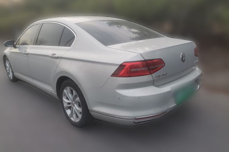 Used Volkswagen Magotan 2018 330TSI DSG Luxury Model
