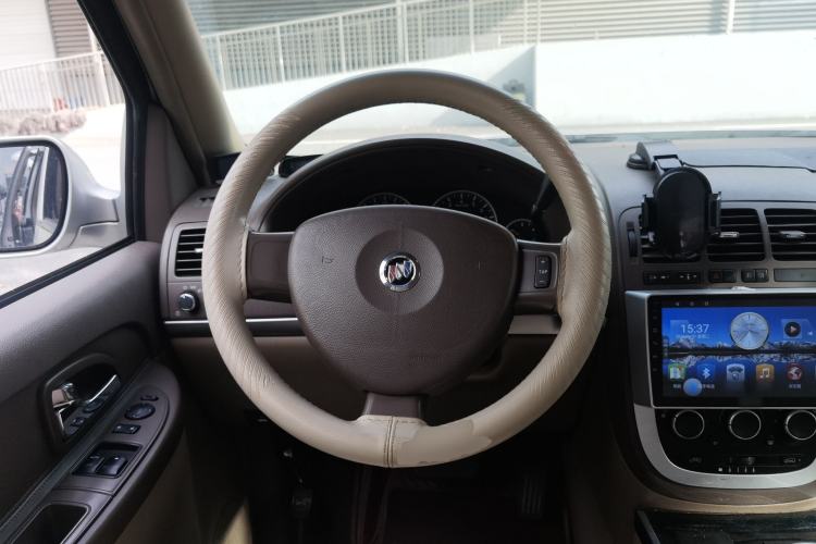 Used Buick GL8 2013 2.4L Comfort Edition Steering Wheel