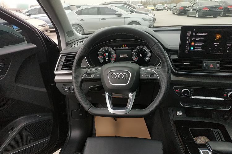 Used Audi Q5L 2022 45T Luxury Dynamic Model
