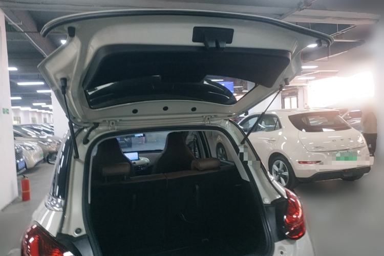Used Wuling Bingo 2023 410 km Lingxi Deluxe Edition Trunk