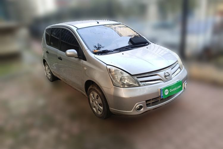 Used Nissan Livina 2010 Jingyue Edition 1.6L Manual All-Around Model