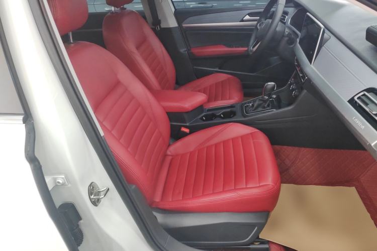 Used Volkswagen Lavida 2023 300TSI DSG Full-Comfort Edition