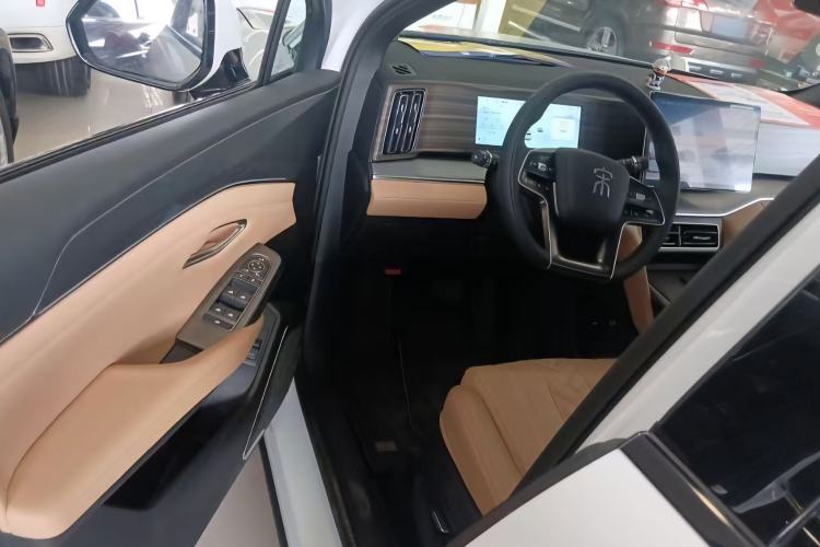 Used BYD Song L DM-i 2024 112 km Beyond Edition