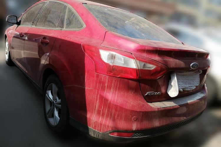 Used Ford Focus 2012 Sedan 1.6L Automatic Fashion Edition