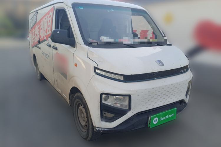 Used Farizon Xingxiang V 2022 Xingxiang V6E Long Wheelbase Guoxuan 41.93 kWh Front Right 45 Deg