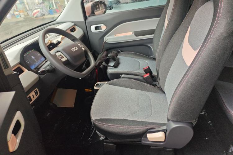 Used Chery QQ QQ Ice Cream 2022 170km Sundae Phosphate Lithium-Ion
