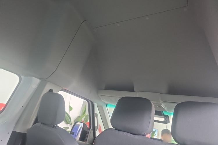 Used Farizon Super VAN 2025 Model, Zhifu Edition, Mid-axle High-roof, 68 kWh, Zhixin Headliner