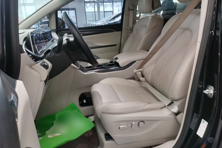 Used Buick GL8 2023 ES Lu Zun Comfort Model
