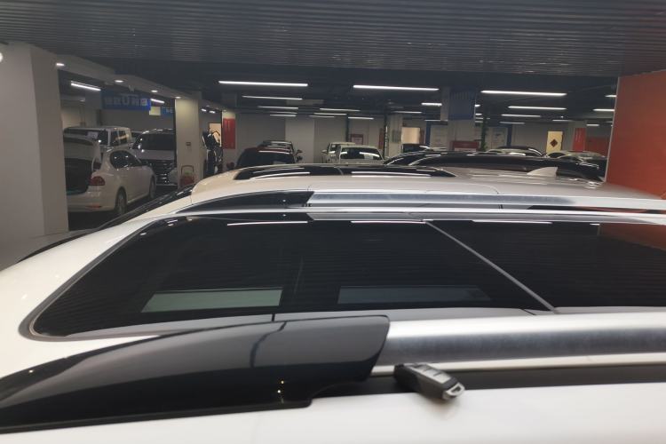 Used CHANGAN CS95 2017 2.0T Two-Wheel Drive Zhitu Edition Roof