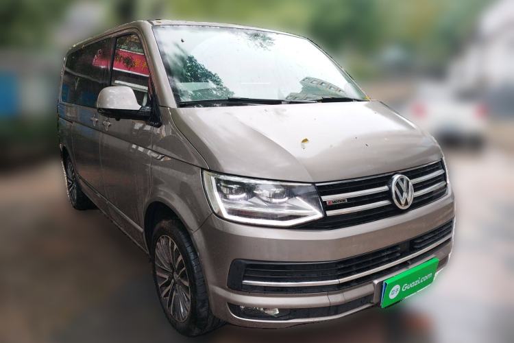 Used Volkswagen Multivan 2018 2.0 TSI Four-Wheel Drive Comfort Edition 7-Seater Front Right 45 Deg