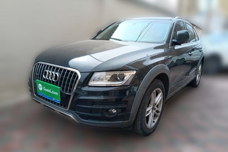 Used Audi Q5 2017 Plus 40 TFSI Technology Model