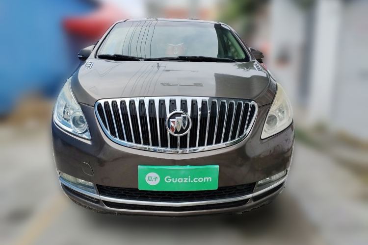 Used Buick GL8 2011 2.4L CT Luxury Business Comfort Edition Front
