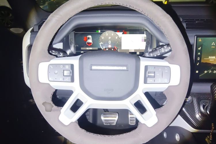 Used Land Rover Defender 2024 110 3.0T P400 XS Steering Wheel